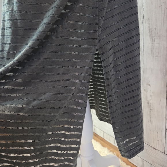 Agnes & Dora Gray Striped Vest - Picture 3 of 4